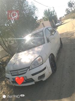 سوزوكي ليانا